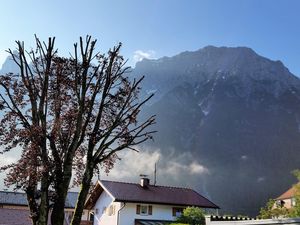 Balkonaussicht Karwendel Frühjahr