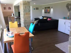 Photo, INSIDE, OUTSIDE