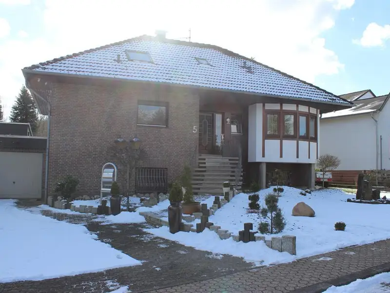 Hausansicht 1 Hausansicht 1
