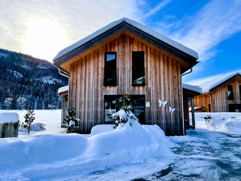 Außenseite Ferienhaus [Winter]