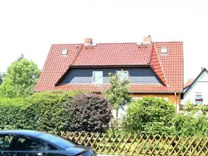 Gartenbereich/ Hausrückseite