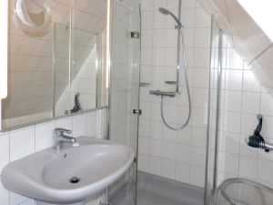 Badezimmer im Ferienhaus Steuerbord in Süddorf auf Amrum