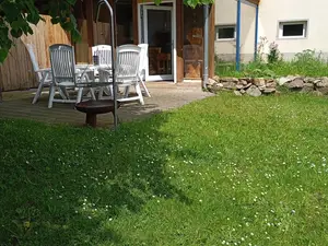 Ferienhaus Mittendrin Neuhütten Muhl, Garten. Ferienhaus Mittendrin Neuhütten Muhl, Garten.