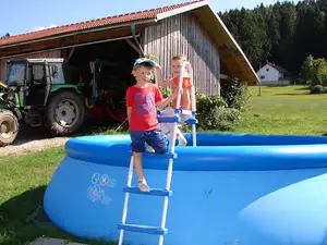 PoolOfHouse