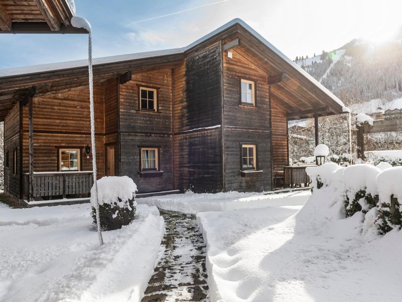 Außenseite Ferienhaus [Winter]