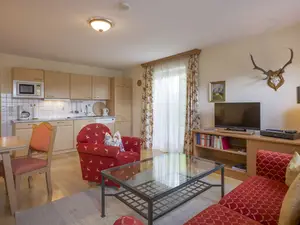 Küche mit Wohnbereich