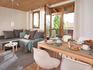 Wohn- und Essbereich