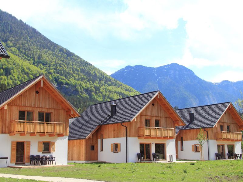 Außenseite Ferienhaus [Sommer]