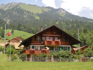 Chalet Bärgfriede im Sommer