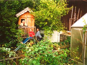 Im Garten - Viel Platz zum Spielen