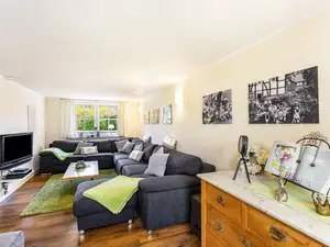 Photo, INSIDE, OUTSIDE