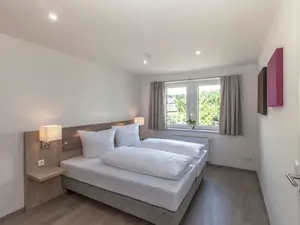 Schlafzimmer Königstein Blick zum Fenster