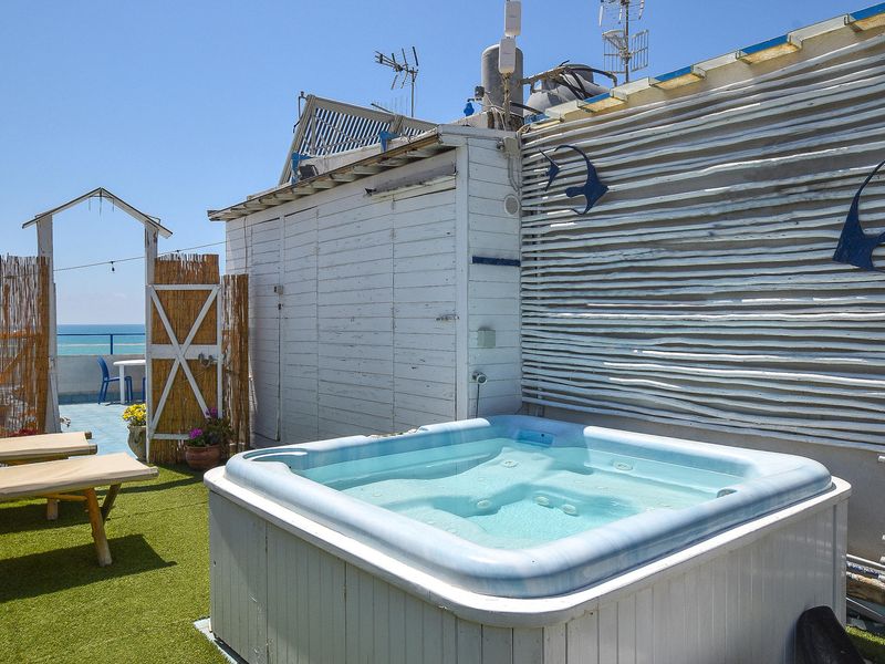 hot-tub