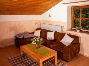 Couch Ferienwohnung Hötzelsperger