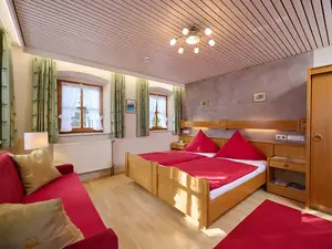 Spitzstein Wohn-Schlafbereich