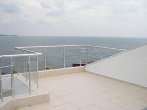 Blick vom Balkon auf das Schwarze Meer