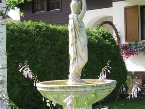 Gartenbrunnen