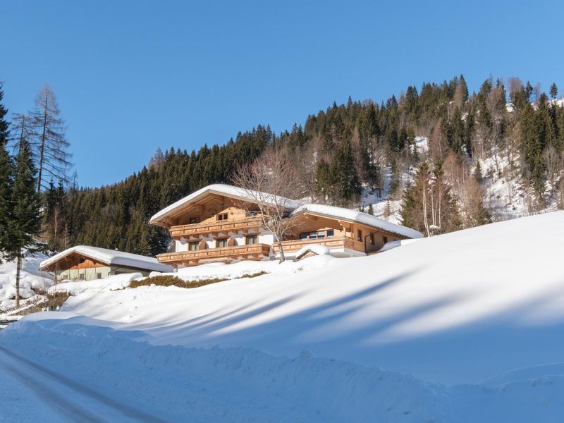 Außenseite Ferienhaus [Winter]