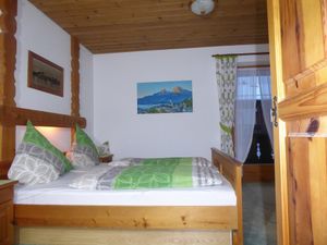 Schlafzimmer FeWo Berchtesgaden