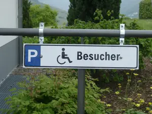 ausgewiesene Parkplätze ausgewiesene Parkplätze