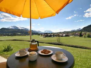 Terrasse in der Ferienwohnung Rosendahl