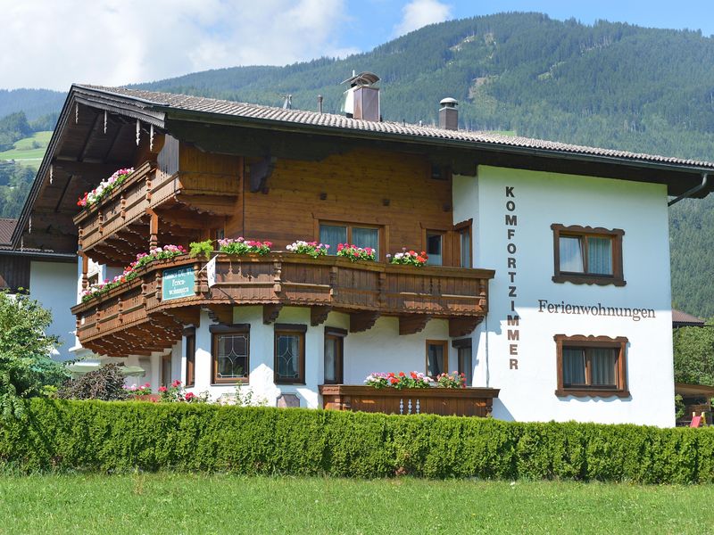 Gästehaus Schroll im Zillertal im Sommer