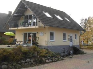 Strandhaus Müritzblick 36 mit 3 Ferienwohnungen