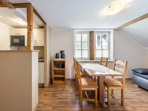 Fewo 7: Wohnraum mit Küche