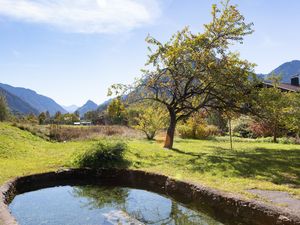 Garten mit Teich