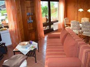 Zirbelstube Wohnzimmer