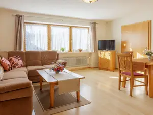 Wohnung #1, Wohn-Küche