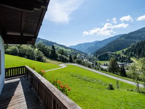 Aussicht vom Ferienhaus [Sommer]