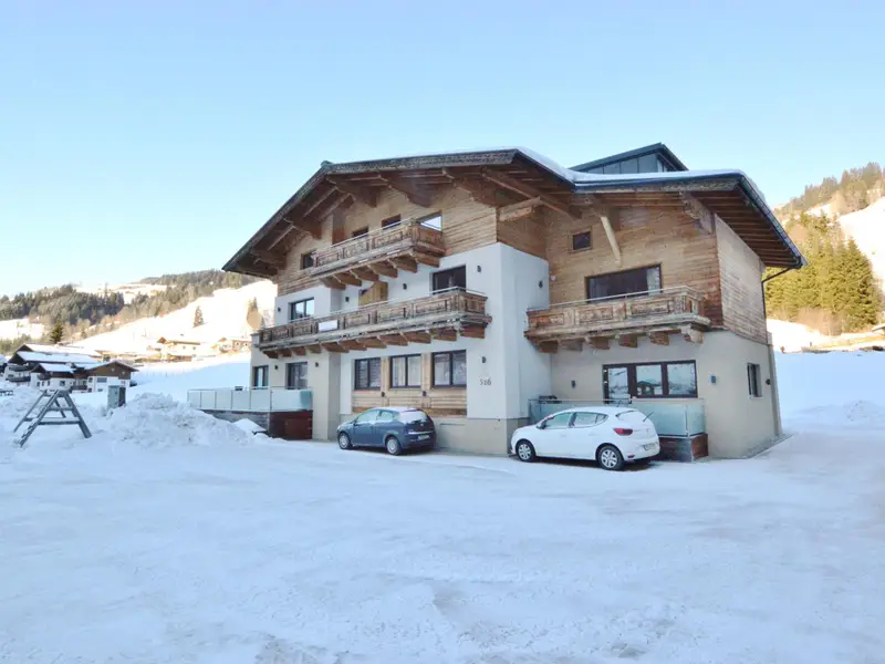 Außenseite Ferienhaus [Winter]