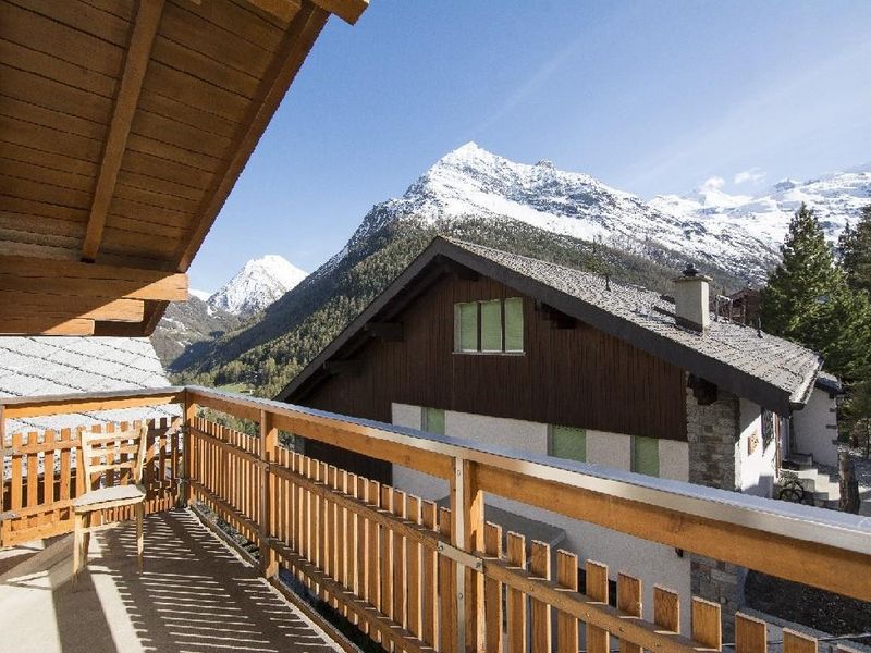 9.1 Balkon mit Blick Süden