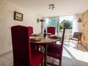DiningRoom DiningRoom