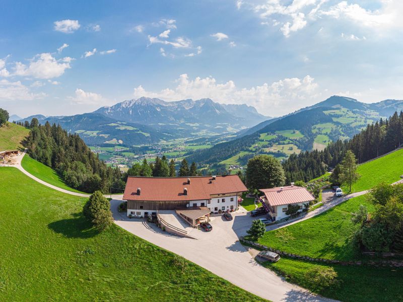 Außenseite Ferienhaus [Sommer]