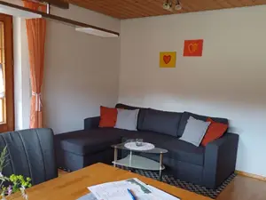 Gemütliche Couch zum wohlfühlen