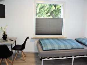 Siedlerwohnung,  Zweibettzimmer 1