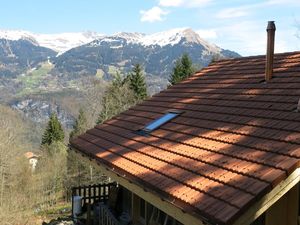 Aussenansicht mit Sicht auf Berge