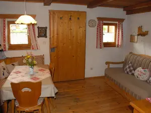 Ferienhäuschen Rosi - Ess- und Wohnbereich