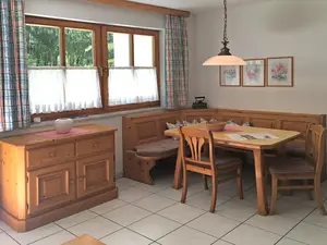 DiningRoom DiningRoom