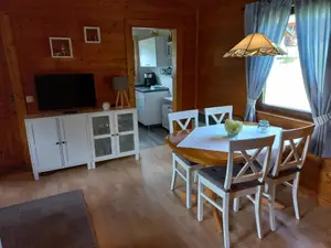 Fohlenwiese Innenansicht Esstisch Fohlenwiese Innenansicht Esstisch