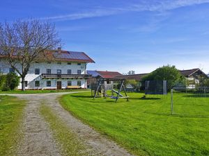 Hofansicht mit Spielplatz