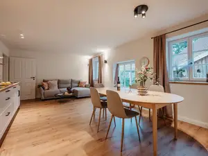 Wohn- und Essbereich