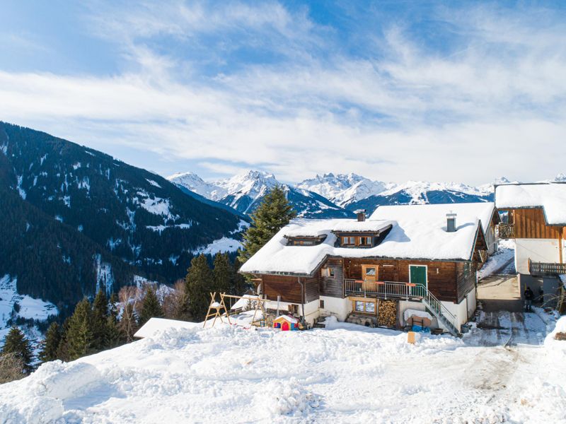 Außenseite Ferienhaus [Winter]