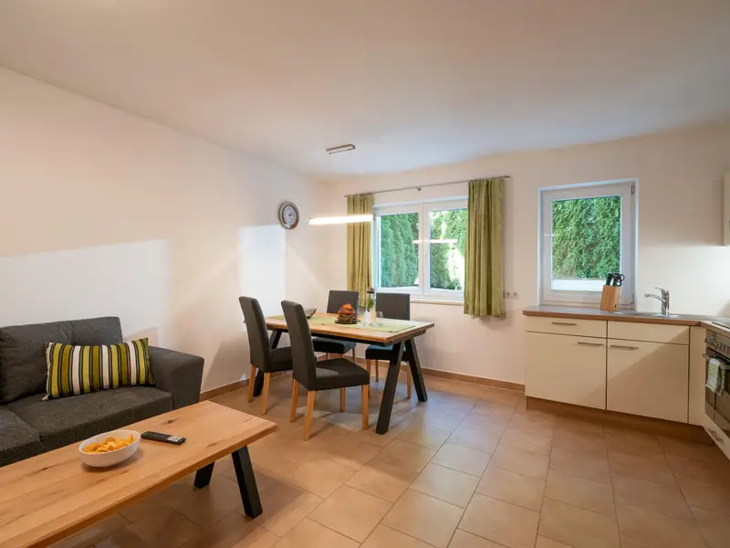 Appartement_Irmi_Unterhauning_58d_Soell_Wohnkueche Appartement_Irmi_Unterhauning_58d_Soell_Wohnkueche