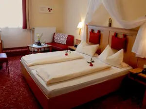 Komfortzimmer 3 mit Badewanne