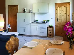 DiningRoom DiningRoom