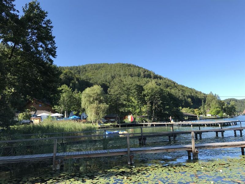 Privatbadestrand wenige Minuten vom Haus