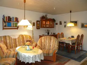 Wohnzimmer mit Essecke Wohnzimmer mit Essecke